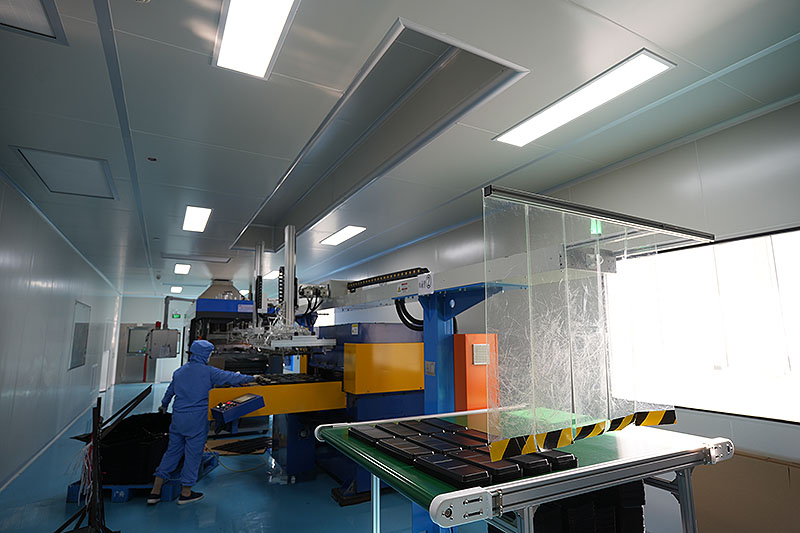 10级吸塑无尘车间