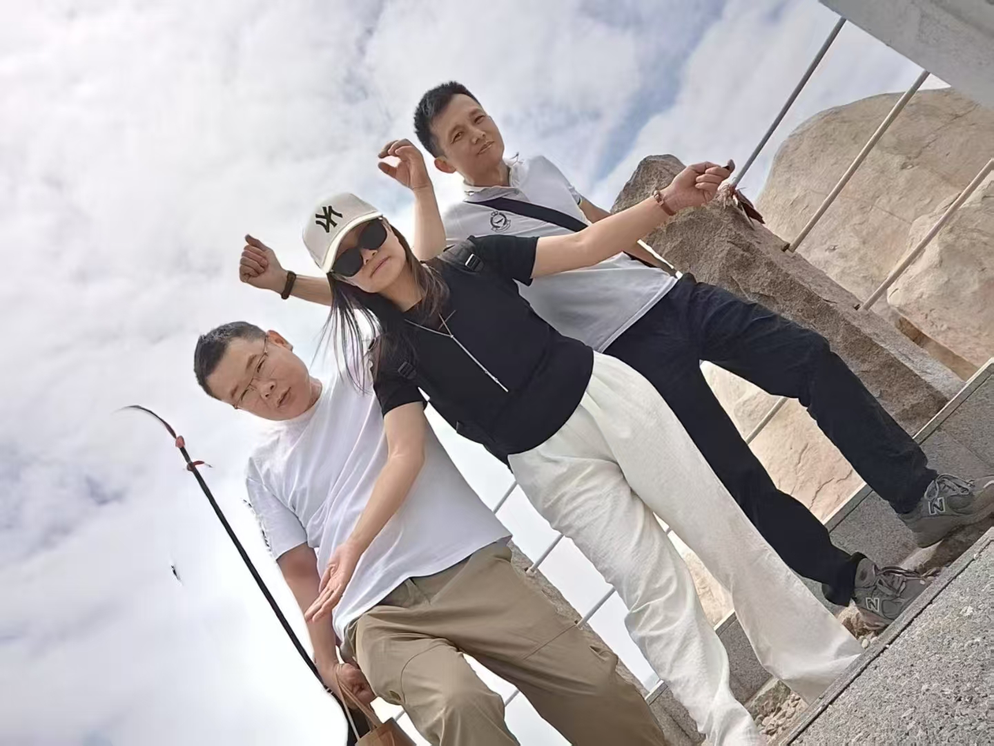 组织员工福建平潭岛团建活动