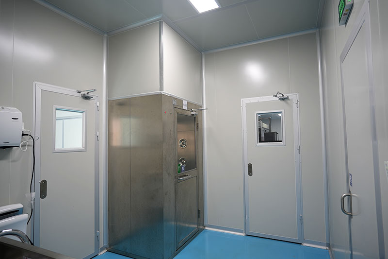 吸塑无尘车间的风淋房