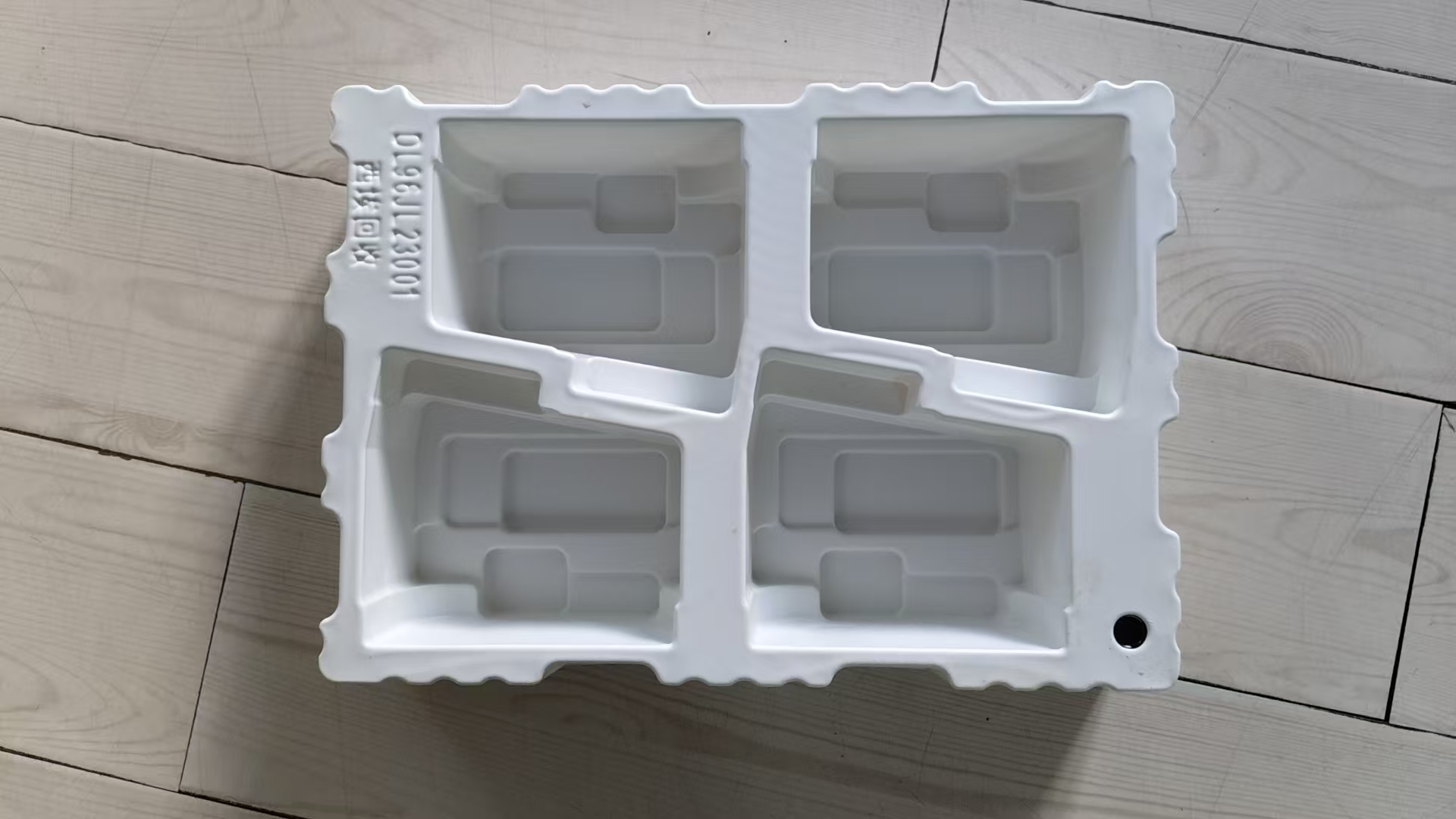 PS电子吸塑托盘