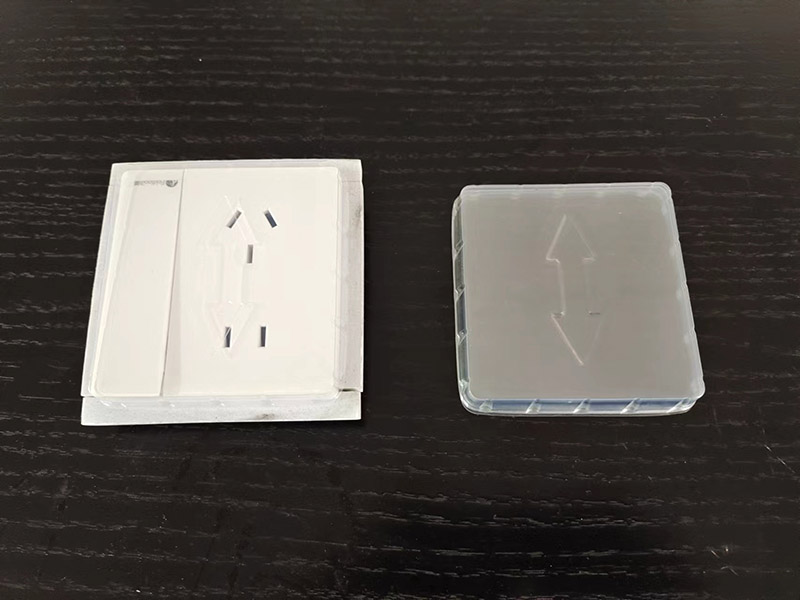 插座PET吸塑盒