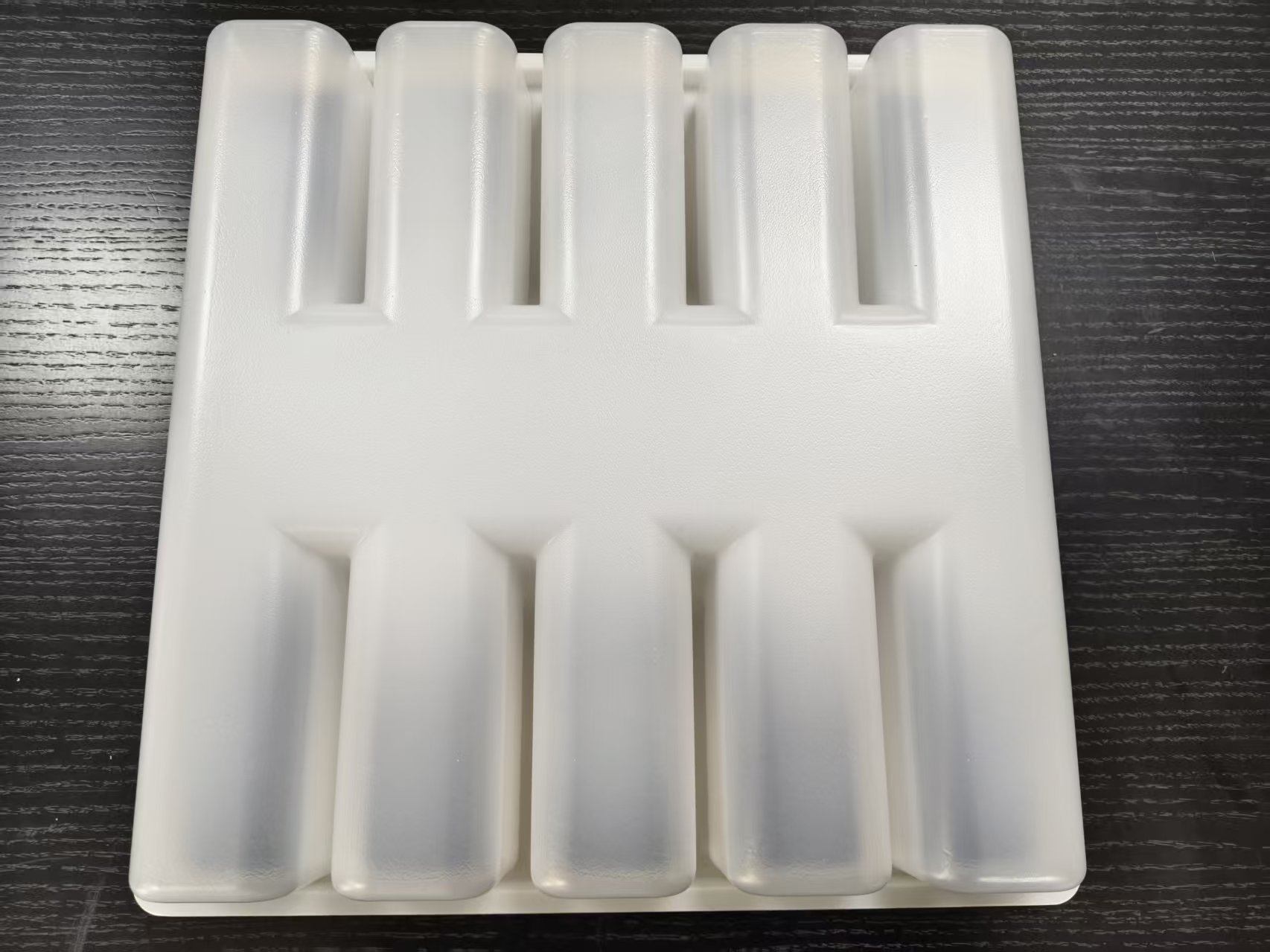 汽车零部件吸塑托盘